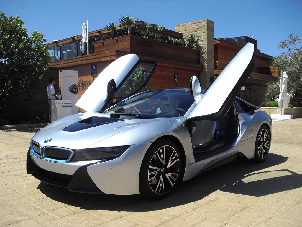 BMW i8